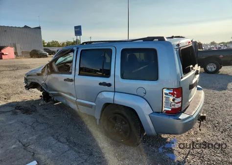 2012 Jeep Liberty Sport из США, поврежденный, VIN 1C4PJMAK0CW132762